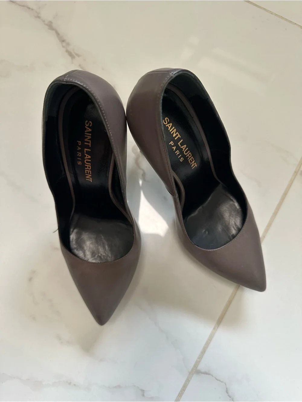 Saint Laurent Pointed-Toe Stiletto Pumps - Picture 13 of 13